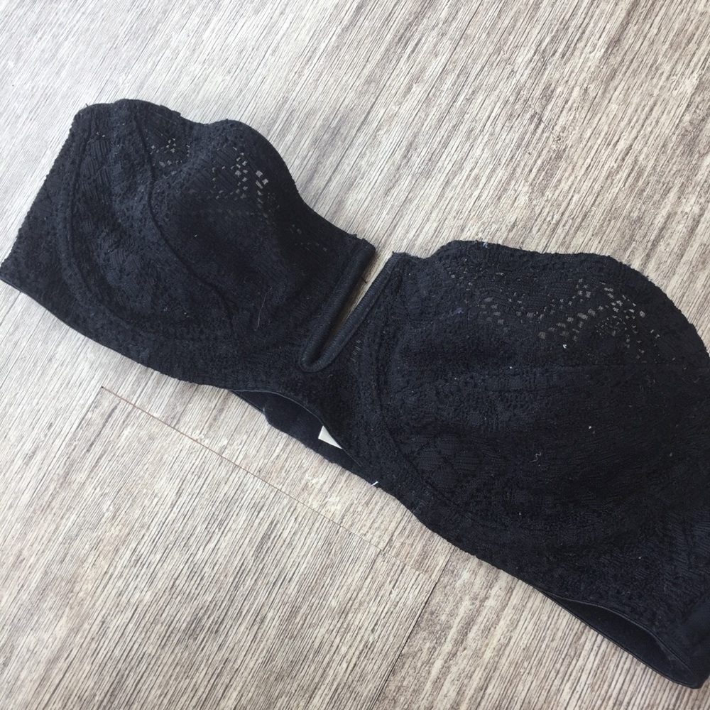 Intimately Free Black Lace Bandeau V wire 34A
